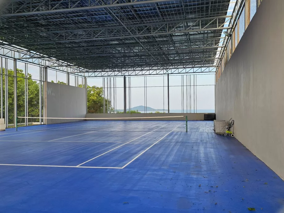 Tennis court