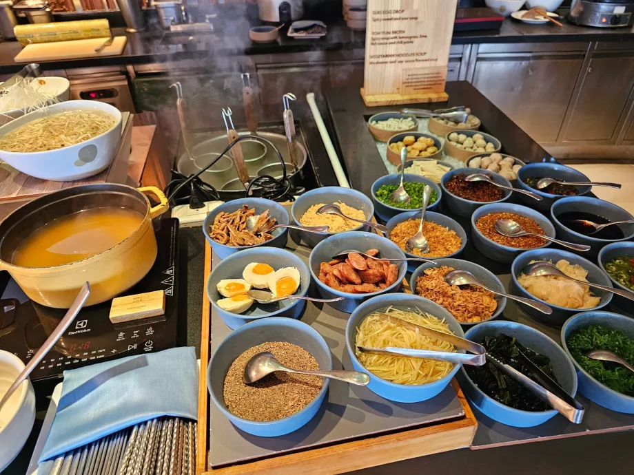 Breakfast - soup corner