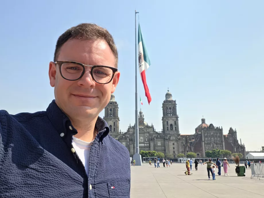 Me in Zócalo Square