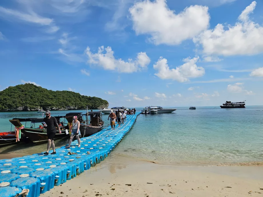 Pier on the island of Koh Wua Ta Lap