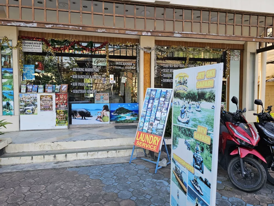 Tourist agency offering tours in Chaweng