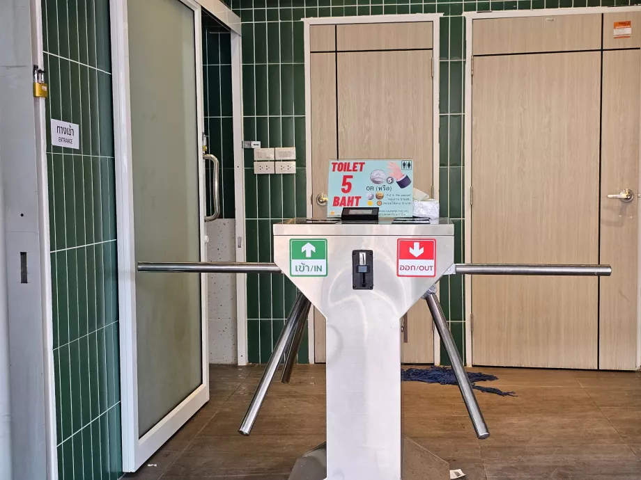 Chatuchak Market, public toilets