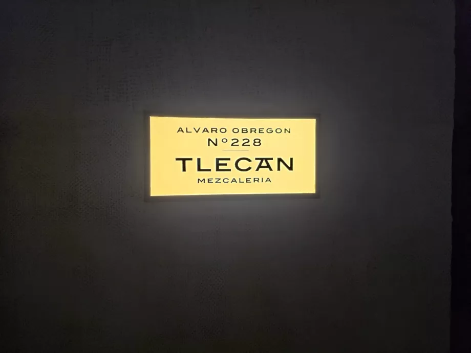 Bar Tlecán, main stage