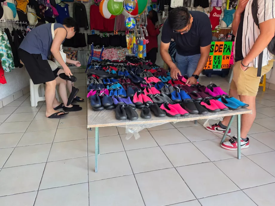 Here we buy water shoes