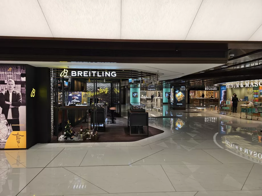 Breitling Store, HKG Airport