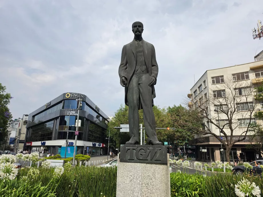 Polanco, statue of Tomas Garrigue Masaryk