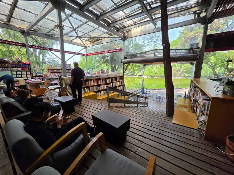 Porrúa Library