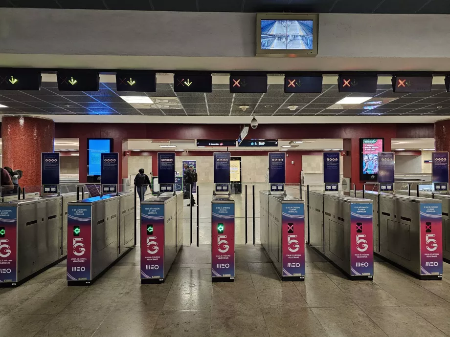 Turnstiles to enter the metro station