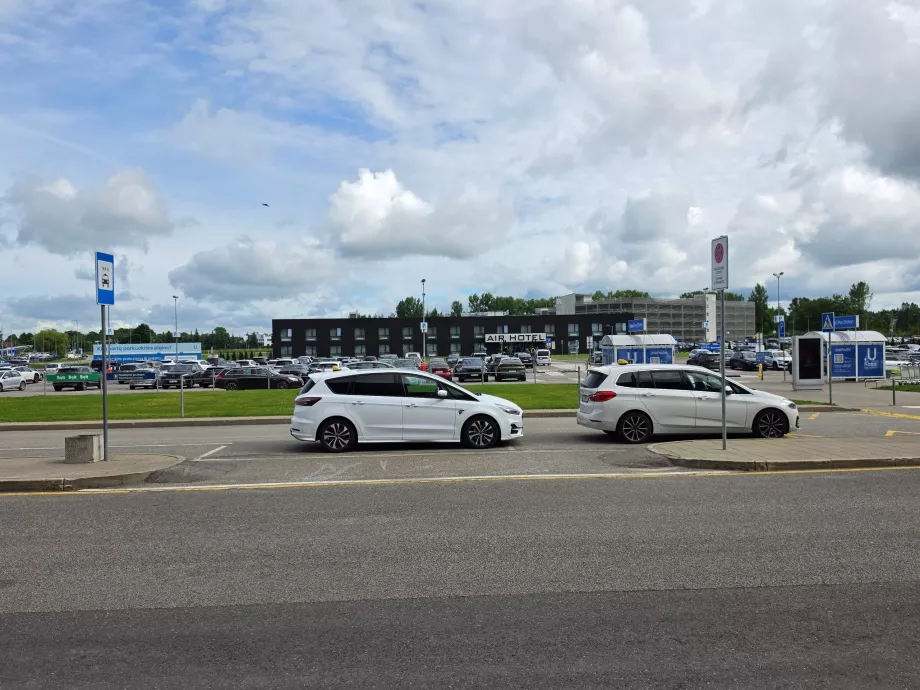 Taxi rank