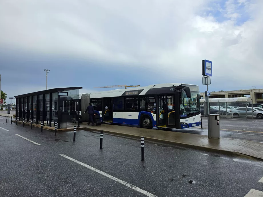 Bus stop 22