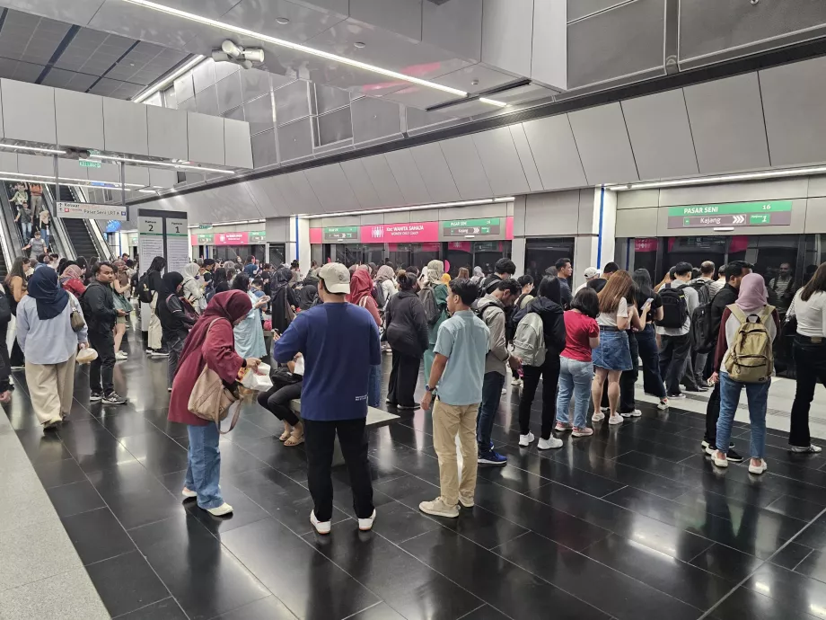 Metro at rush hour