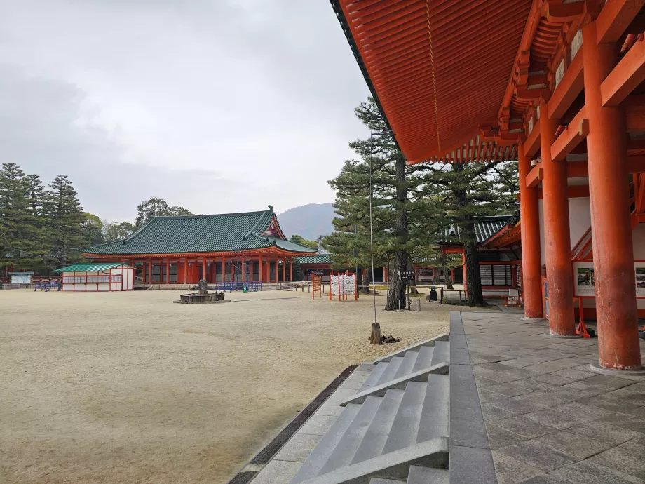 Heian-Jing Shrine