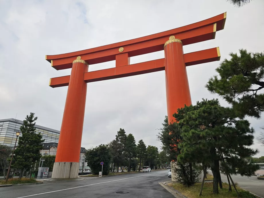 Giant torii gate