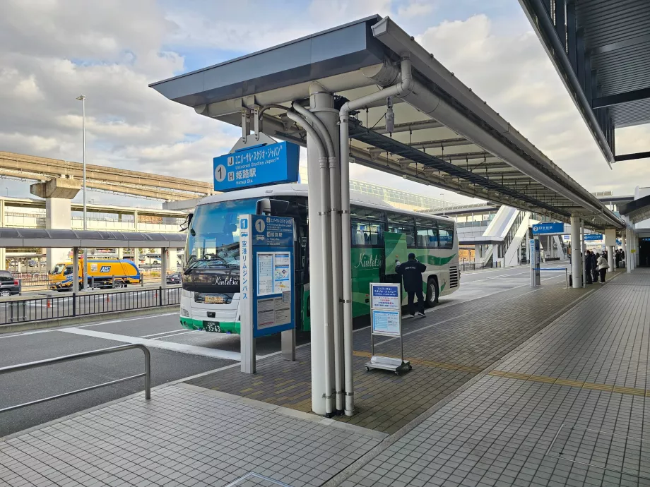 Bus in front of the terminal