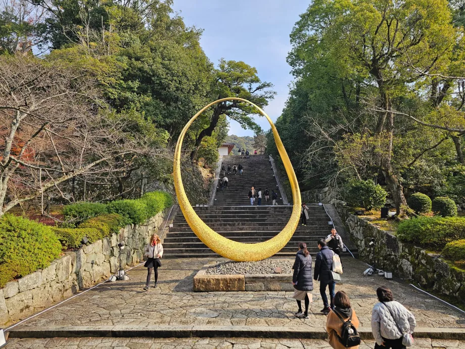 Chion-in Temple, modern art