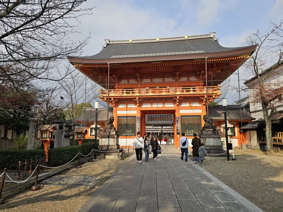 Yasaka Shrine