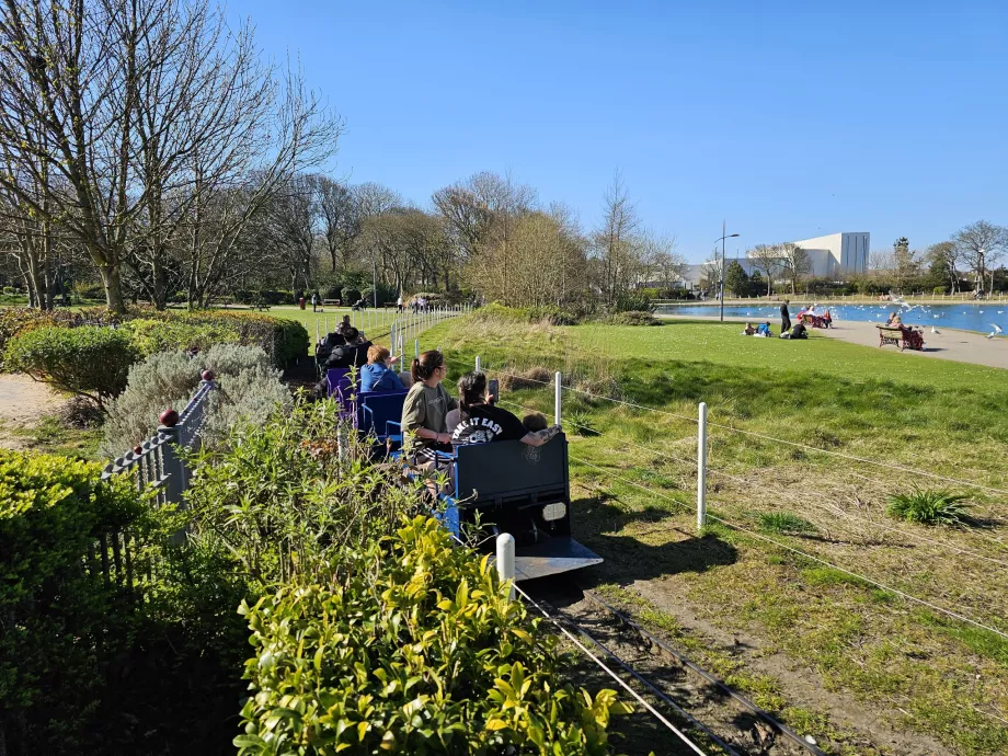 Children's train around Yachting Lake