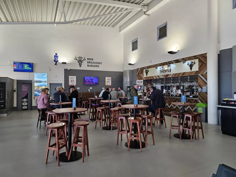 Restaurant in the transit section