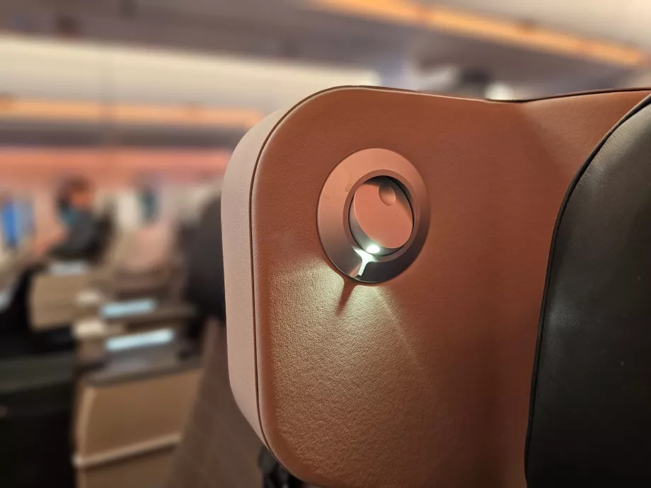 Reading lamp by the seat