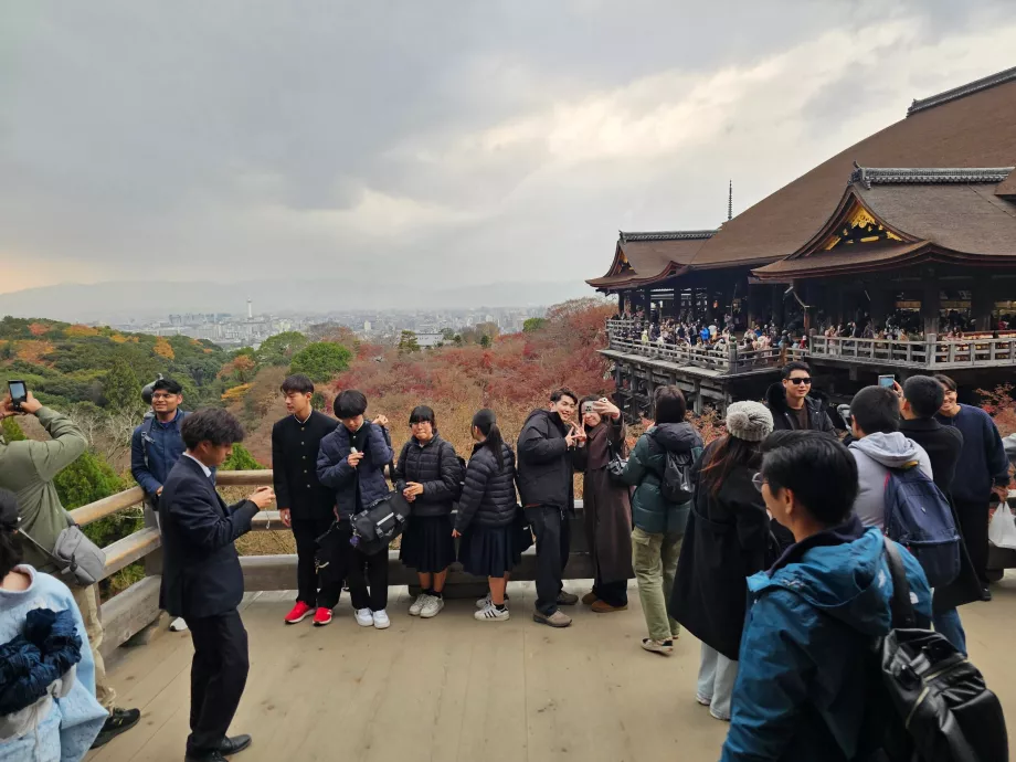 Kiyomizu-dera, a prospect with crowds of people