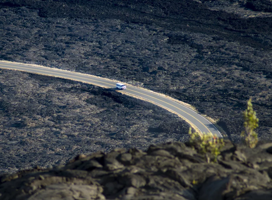 Chain of Craters Road
