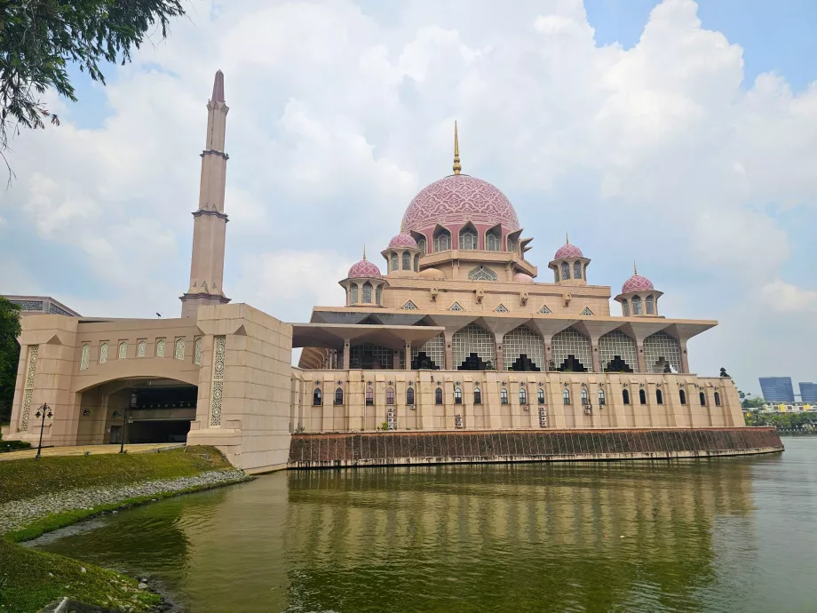 Putra Mosque