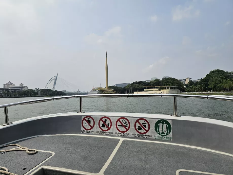 Water taxi