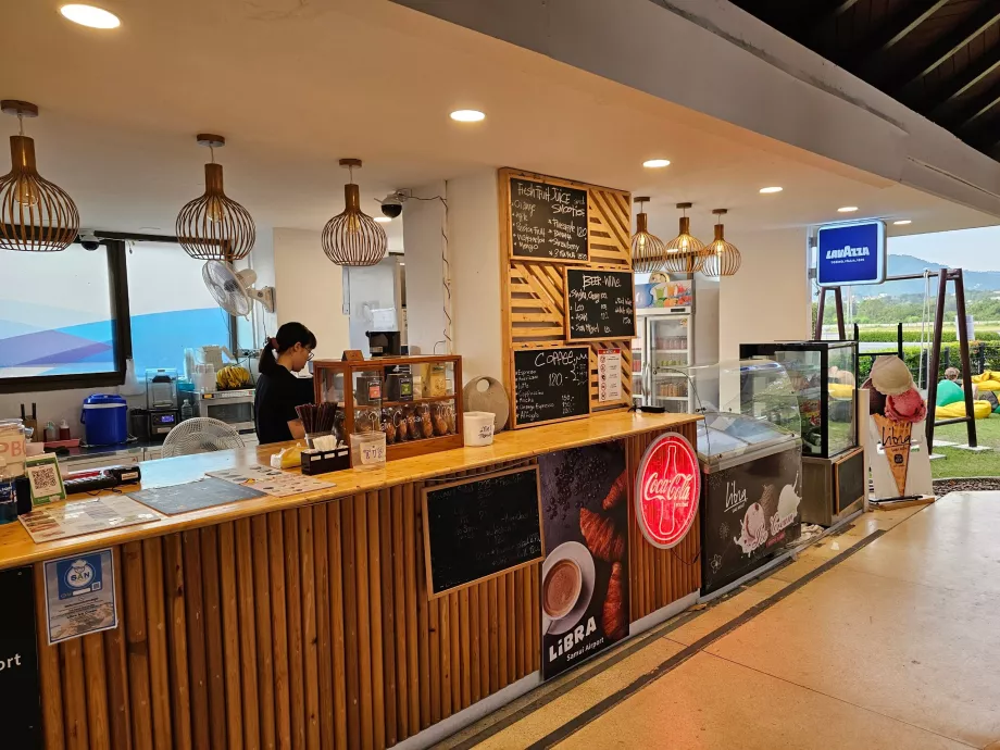 Cafes and restaurants, international section, transit area