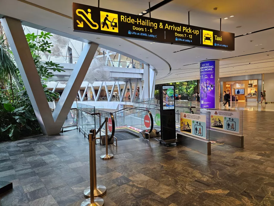 Car parking via taxi app