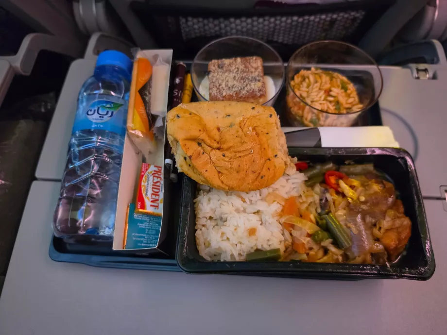 Dinner on the PRG-DOH flight