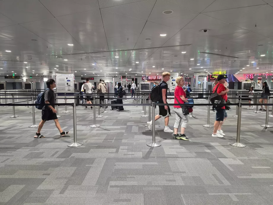 Security check when changing flights