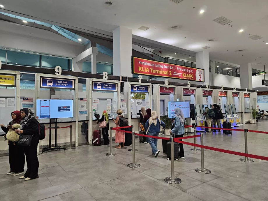 Tickets for long-distance buses, Terminal 2