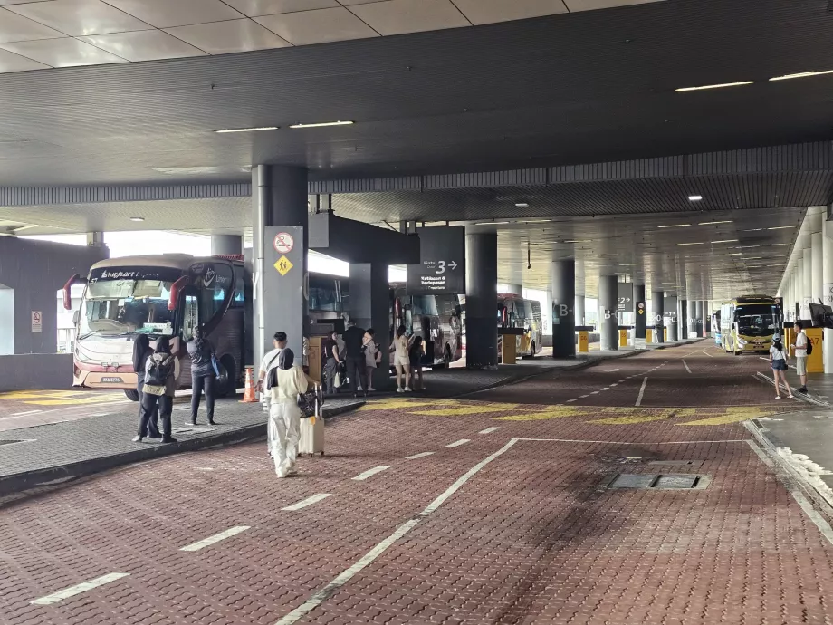 Bus terminal