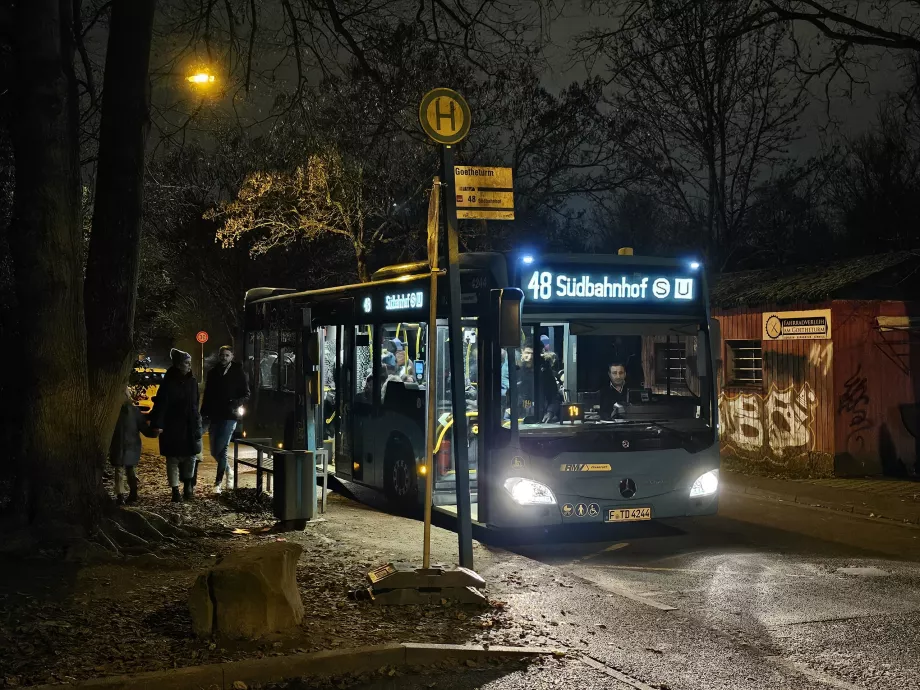 Bus at Goetheturm