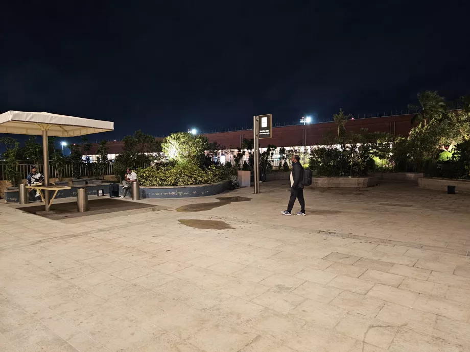 Outdoor smoking terrace