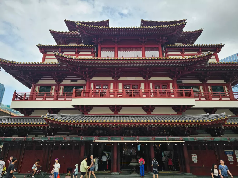 Chinatown, Buddha Tooth Relic Temple