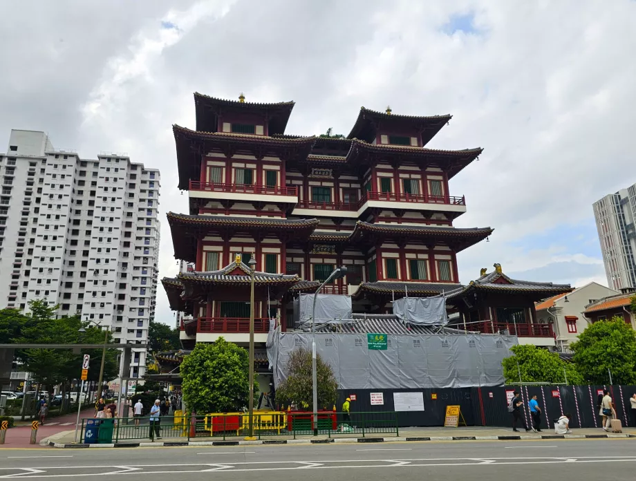 Chinatown, Buddha Tooth Relic Temple