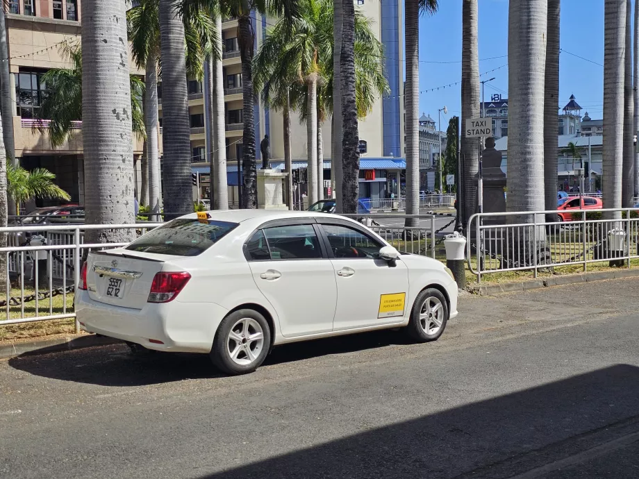 Taxi in Port Louis