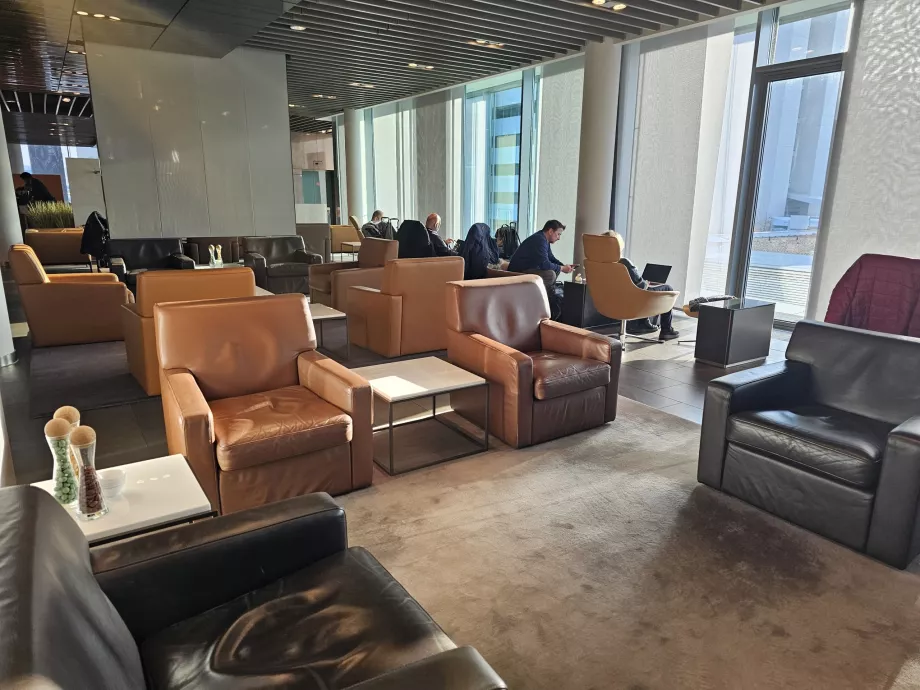 Lounge environment - comfortable seats