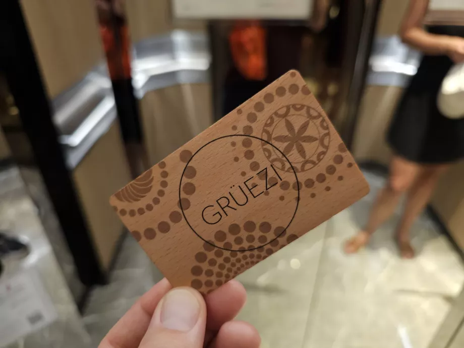 Traditional swissotel card