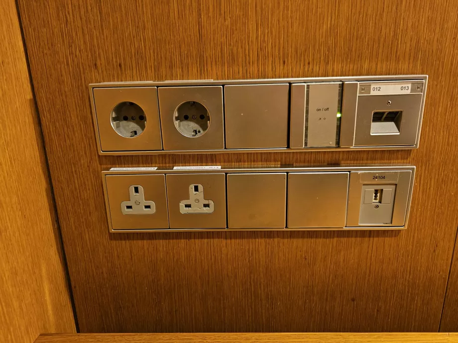 Sockets for charging