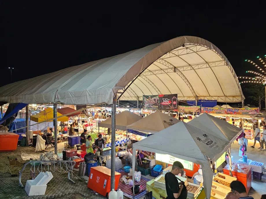 Chaweng Night Market