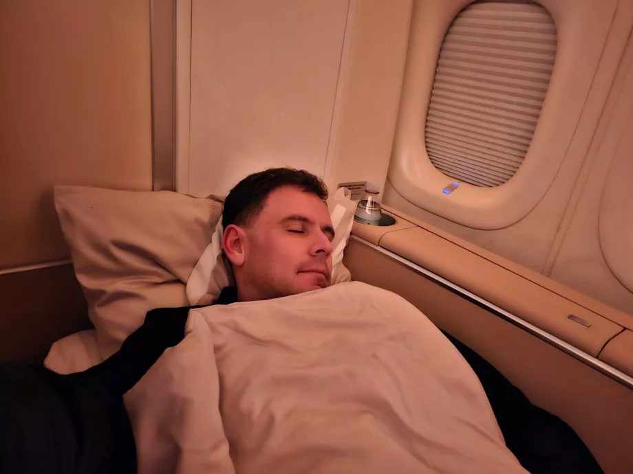 Sleeping in Lufthansa First Class