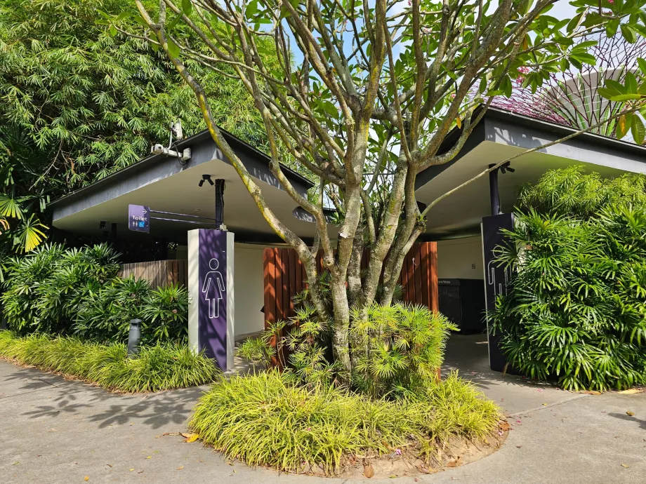 Gardens by the Bay, free toilet