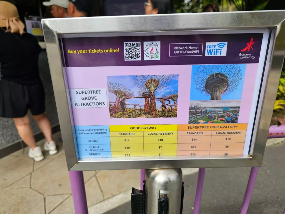 Gardens by the Bay, entrance to the Supertree Observatory