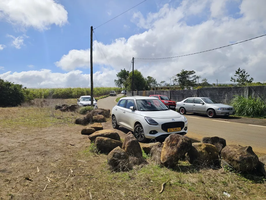 Parking at 7 Cascades