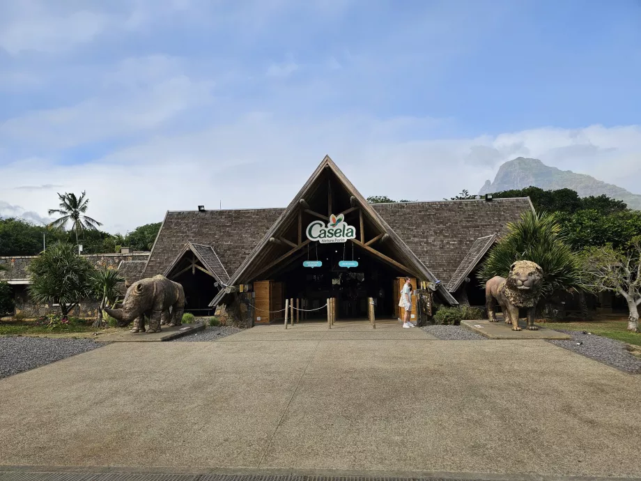 Casela Zoo