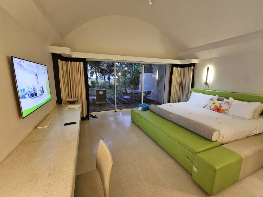 General view of the room