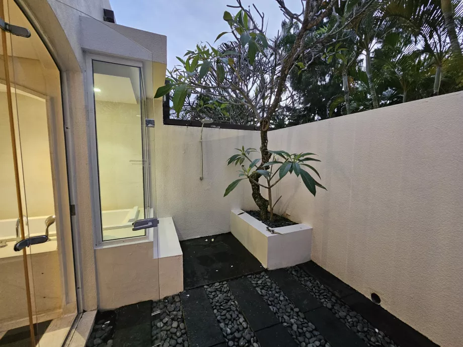 Outdoor shower