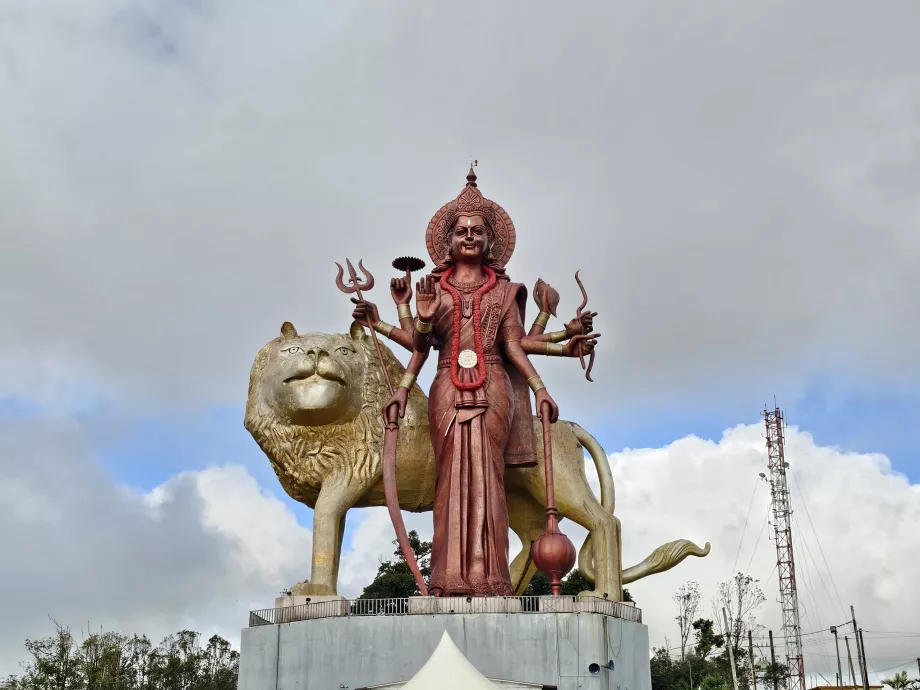 Statues at the Grand Bassin Temple
